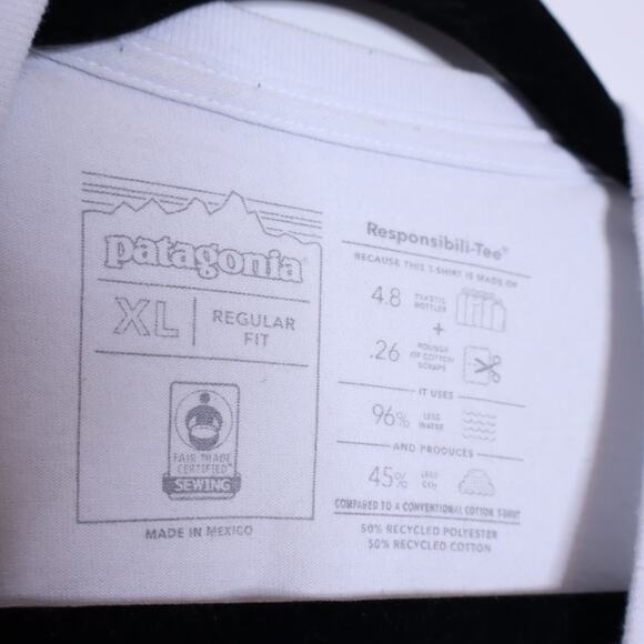 PATAGONIA P-6 Logo Responsibili-Tee White Short Sleeve Crewneck T-Shirt Men's XL - Picture 6 of 11